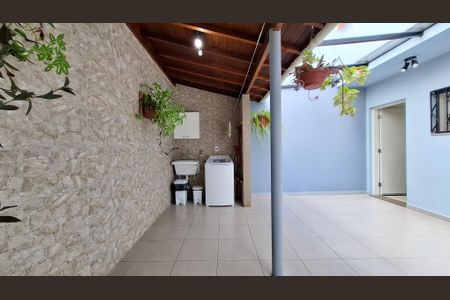 Casa à venda com 298m², 3 quartos e 4 vagasÁrea de Serviço