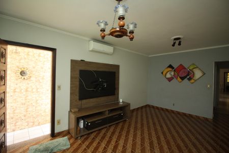 Sala de casa à venda com 3 quartos, 150m² em Vila California, São Paulo