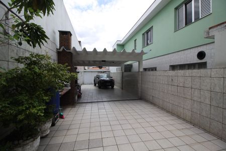 Casa à venda com 150m², 3 quartos e 4 vagasChurrasqueira