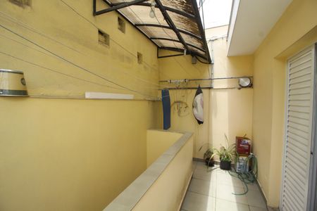 Casa à venda com 150m², 3 quartos e 4 vagasÁrea de Serviço