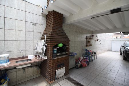 Casa à venda com 150m², 3 quartos e 4 vagasChurrasqueira