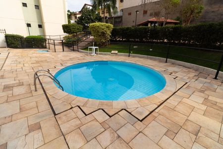 Apartamento à venda com 56m², 2 quartos e 1 vagaÁrea comum - Piscina