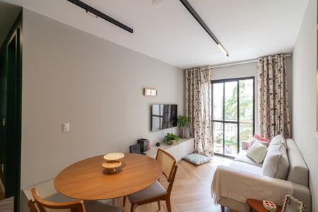 Sala de apartamento à venda com 2 quartos, 56m² em Jardim das Vertentes, São Paulo