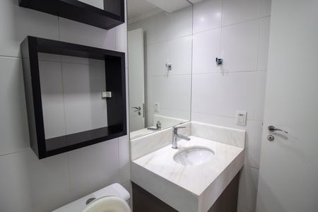Apartamento para alugar com 50m², 2 quartos e 1 vaga Apartamento para alugar com 50m², 2 quartos e 1 vagaBanheiro