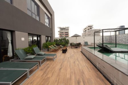 Studio à venda com 24m², 1 quarto e sem vaga Studio à venda com 24m², 1 quarto e sem vagaÁrea comum - Piscina