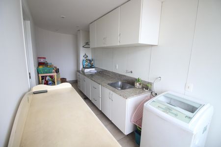 Apartamento à venda com 270m², 4 quartos e 2 vagasÁrea de Serviço