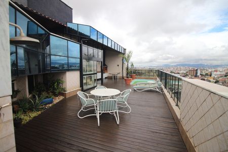 Apartamento à venda com 270m², 4 quartos e 2 vagasArea Gourmet