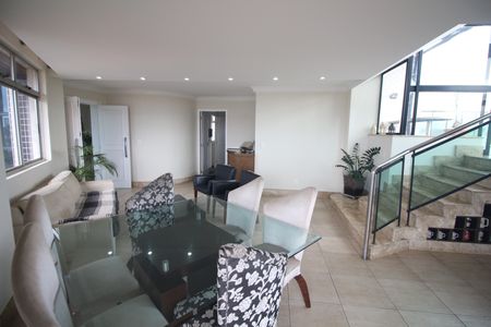 Apartamento à venda com 270m², 4 quartos e 2 vagasSala 1