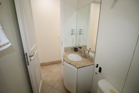 Apartamento à venda com 270m², 4 quartos e 2 vagasBanheiro 3