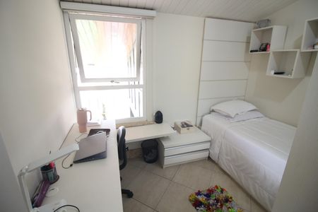 Apartamento à venda com 270m², 4 quartos e 2 vagasQuarto 2