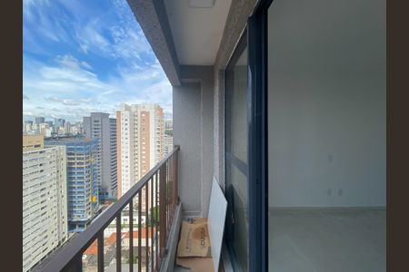 Varanda de kitnet/studio para alugar com 1 quarto, 25m² em Vila Olímpia, São Paulo