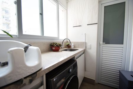 Apartamento para alugar com 105m², 3 quartos e 1 vagalavanderia