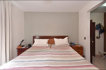 Apartamento à venda com 172m², 4 quartos e 2 vagasSuíte