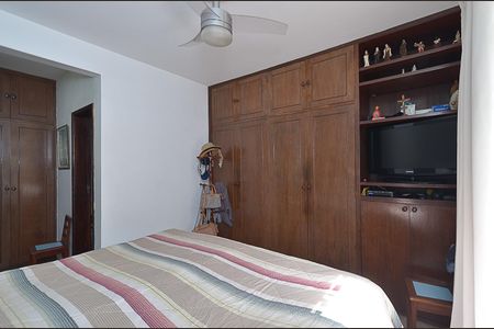 Apartamento à venda com 172m², 4 quartos e 2 vagasSuíte