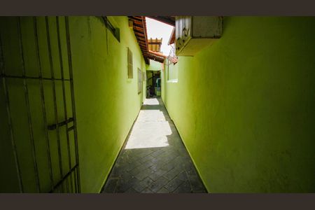 Quintal de casa para alugar com 2 quartos, 85m² em Guilhermina, Praia Grande