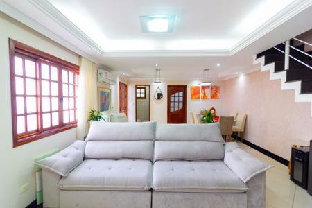 Casa para alugar com 140m², 3 quartos e 3 vagasSala