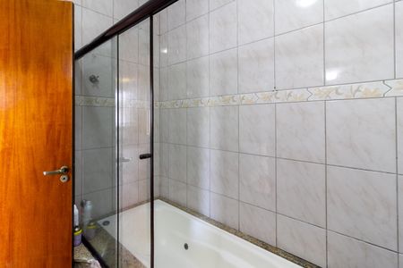 Casa para alugar com 140m², 3 quartos e 3 vagasBanheiro Suíte 1