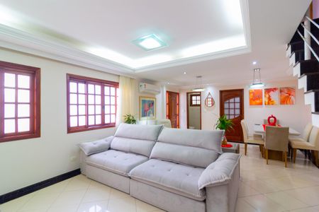 Casa para alugar com 140m², 3 quartos e 3 vagasSala