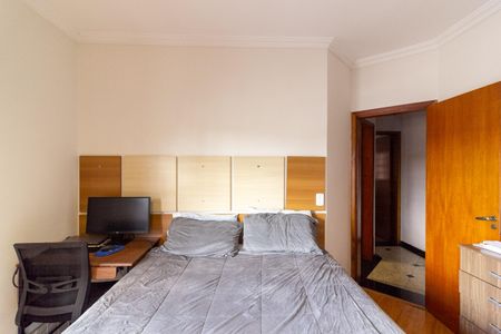 Casa para alugar com 140m², 3 quartos e 3 vagasSuíte 1