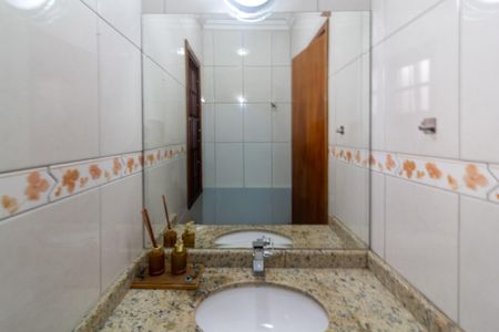 Casa para alugar com 140m², 3 quartos e 3 vagasLavabo