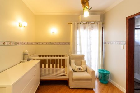 Casa para alugar com 140m², 3 quartos e 3 vagasSuíte 2