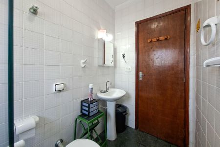 Apartamento para alugar com 46m², 1 quarto e 1 vaga Apartamento para alugar com 46m², 1 quarto e 1 vagaBanheiro