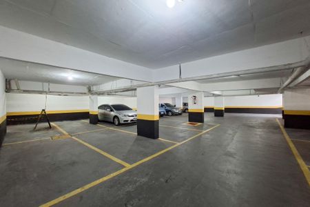 Apartamento para alugar com 46m², 1 quarto e 1 vaga Apartamento para alugar com 46m², 1 quarto e 1 vagaGaragem