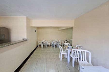 Apartamento para alugar com 46m², 1 quarto e 1 vaga Apartamento para alugar com 46m², 1 quarto e 1 vagaÁrea comum - Salão de festas