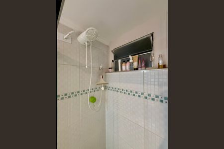Apartamento para alugar com 70m², 2 quartos e 1 vaga Apartamento para alugar com 70m², 2 quartos e 1 vagaBanheiro Suíte 1