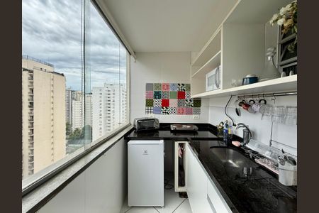 Apartamento para alugar com 70m², 2 quartos e 1 vaga Apartamento para alugar com 70m², 2 quartos e 1 vagaSacada Suíte 2