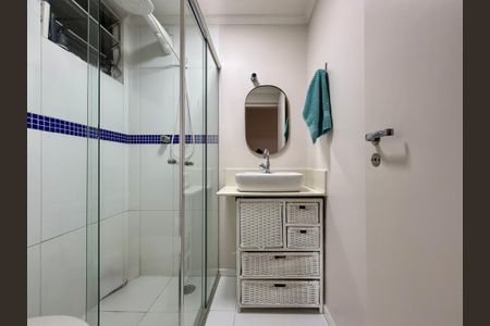 Apartamento para alugar com 70m², 2 quartos e 1 vaga Apartamento para alugar com 70m², 2 quartos e 1 vagaBanheiro Social 2
