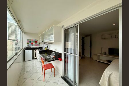Apartamento para alugar com 70m², 2 quartos e 1 vaga Apartamento para alugar com 70m², 2 quartos e 1 vagaSacada Suíte 2