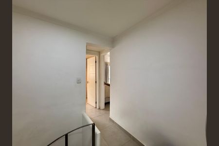 Apartamento para alugar com 70m², 2 quartos e 1 vaga Apartamento para alugar com 70m², 2 quartos e 1 vagaCorredor Quartos