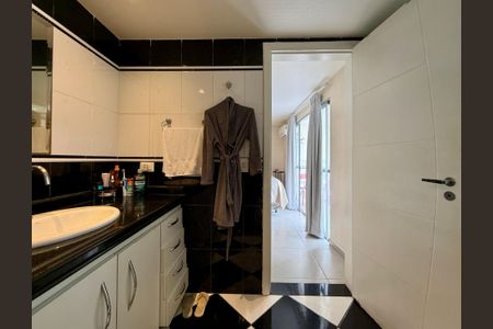 Apartamento para alugar com 70m², 2 quartos e 1 vaga Apartamento para alugar com 70m², 2 quartos e 1 vagaBanheiro Suíte 2