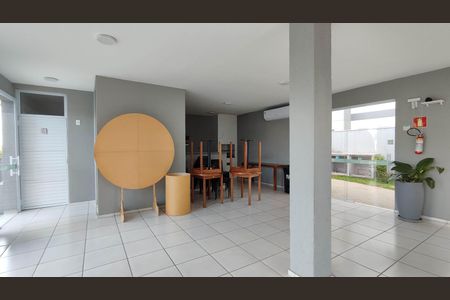 Apartamento para alugar com 48m², 2 quartos e 1 vaga Apartamento para alugar com 48m², 2 quartos e 1 vagaSalão de Festas