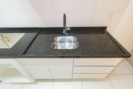 Apartamento para alugar com 55m², 2 quartos e 1 vagaDetalhe - Cozinha