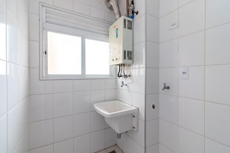 Apartamento para alugar com 56m², 2 quartos e 1 vagaÁrea de Serviço