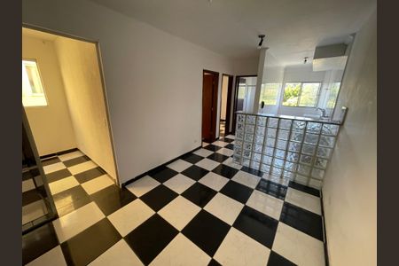 Sala de apartamento para alugar com 2 quartos, 47m² em Jardim Sandra, Cotia