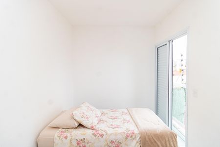 Quarto 2 de apartamento para alugar com 2 quartos, 45m² em Vila Gustavo, São Paulo