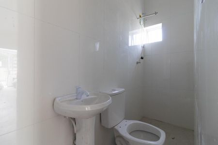 Banheiro de casa para alugar com 1 quarto, 40m² em Artur Alvim, São Paulo