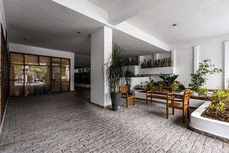 Apartamento para alugar com 111m², 3 quartos e 2 vagasHall social