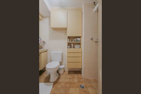 Apartamento para alugar com 111m², 3 quartos e 2 vagas Apartamento para alugar com 111m², 3 quartos e 2 vagasBanheiro da Suíte