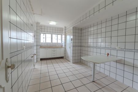 Apartamento para alugar com 112m², 4 quartos e 1 vagaCozinha