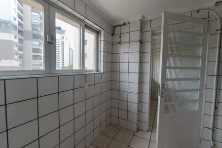 Apartamento para alugar com 112m², 4 quartos e 1 vagaÁrea de Serviço