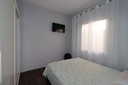 Casa à venda com 176m², 3 quartos e 2 vagasQuarto 2