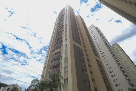 Apartamento para alugar com 87m², 2 quartos e 1 vagaFachada