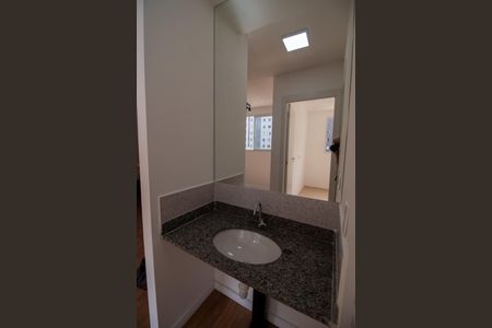 Apartamento para alugar com 37m², 2 quartos e sem vagaBanheiro