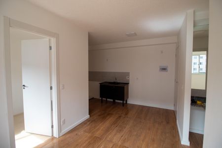 Sala de apartamento para alugar com 2 quartos, 37m² em Jaguaré, São Paulo