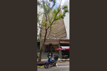 Apartamento à venda com 40m², 1 quarto e sem vagaFachada