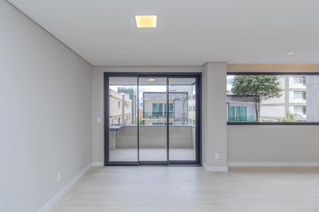 Apartamento à venda com 137m², 4 quartos e 3 vagasSala